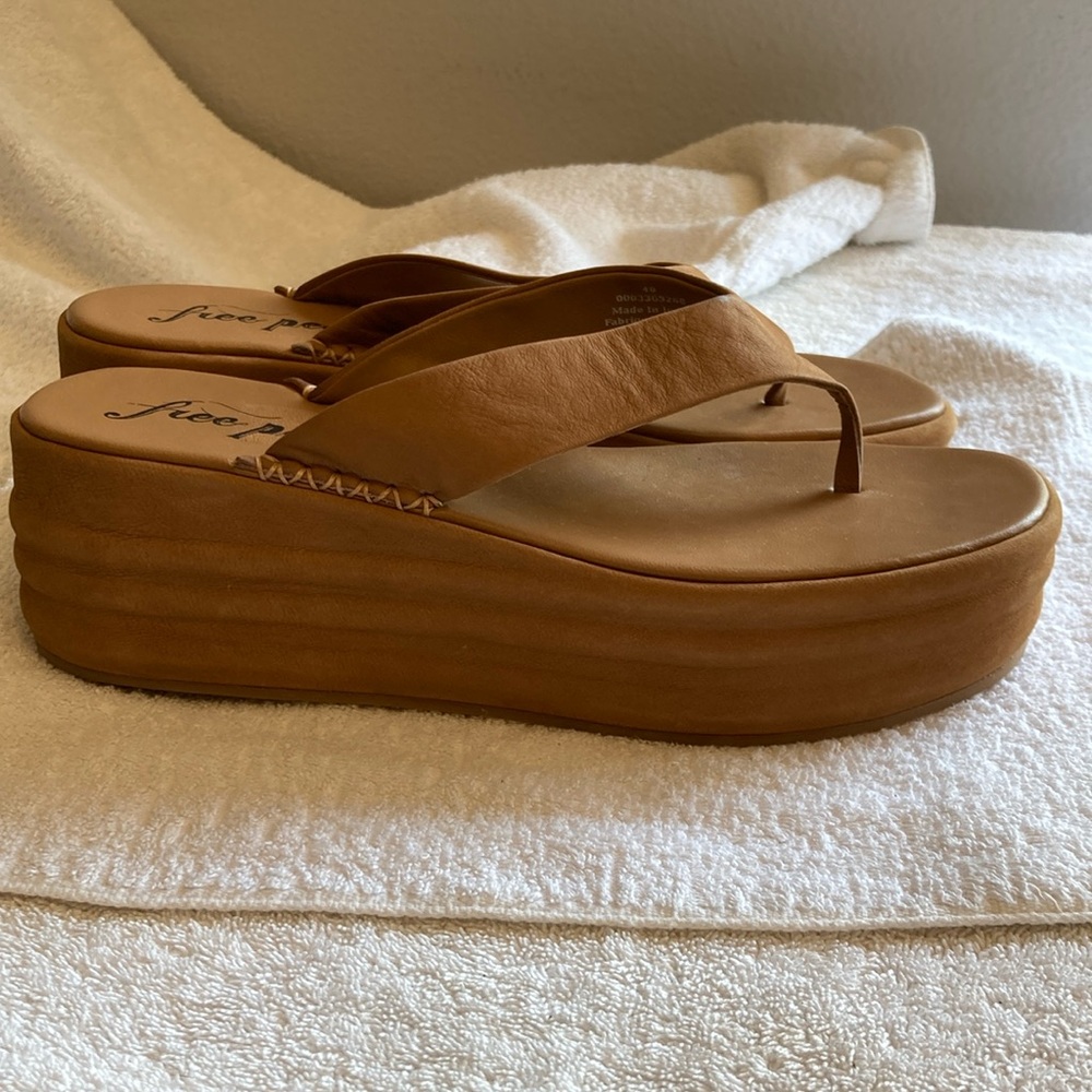 Free People Cognac Platform Thong Sandals - Picture 4 of 12